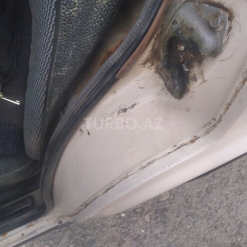 LADA (VAZ) 2106 1986, 95,000 km - 1.6 л - Salyan