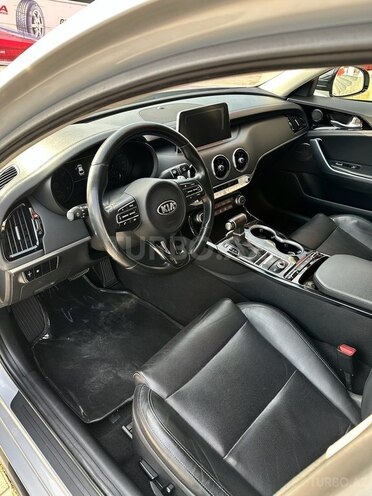 Kia Stinger 2017, 130,000 km - 2.0 л - Bakı