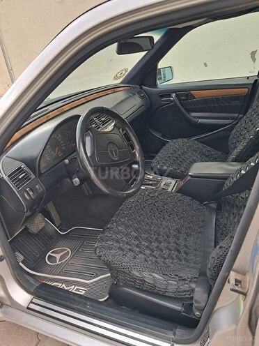 Mercedes C 280 1998, 350,000 km - 2.8 l - Qazax