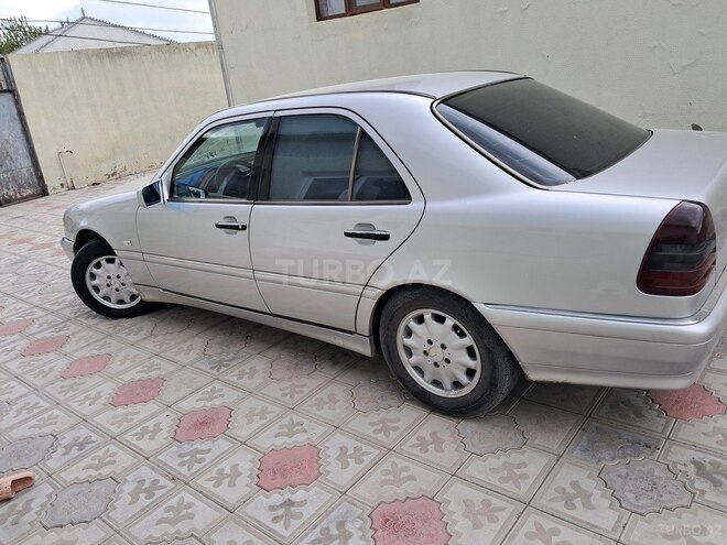 Mercedes C 280 1998, 350,000 km - 2.8 l - Qazax