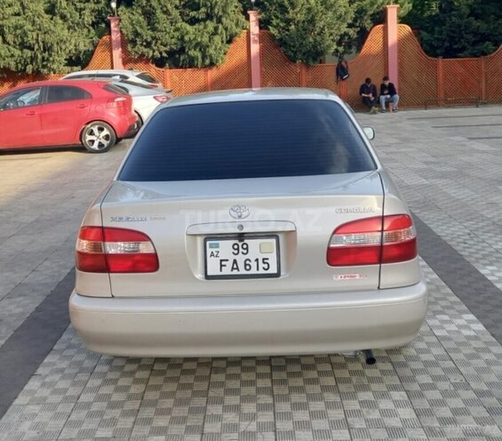 Toyota Corolla 1998, 560,000 km - 1.4 л - Bakı
