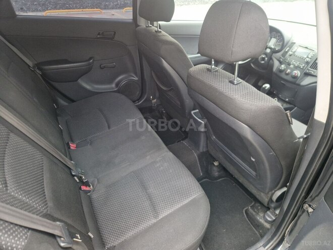 Hyundai i30 2011, 330,000 km - 1.6 l - Bakı