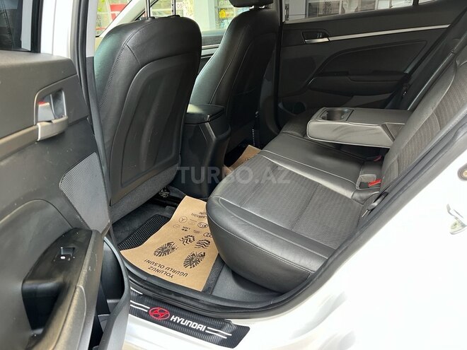 Hyundai Elantra 2018, 148,000 km - 2.0 l - Bakı