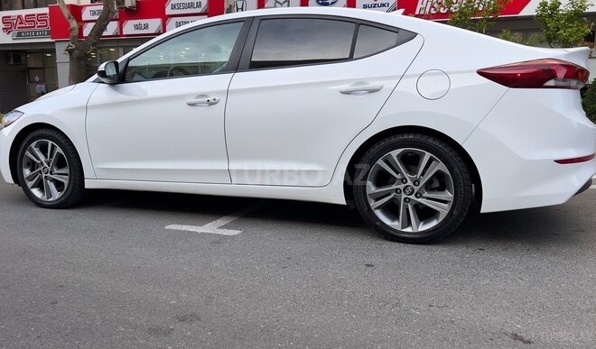Hyundai Elantra 2018, 148,000 km - 2.0 l - Bakı