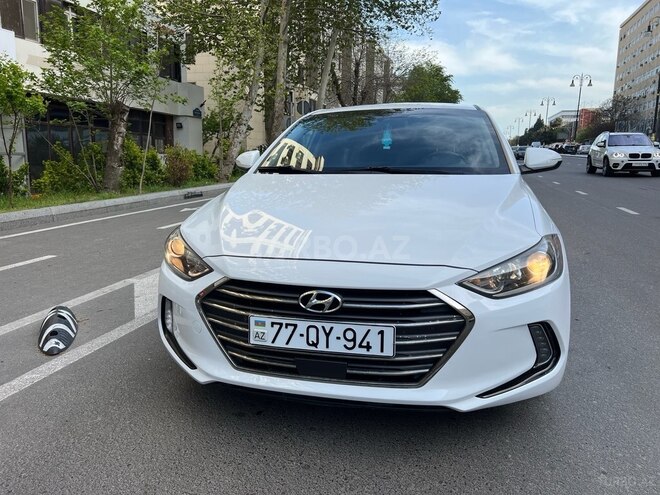 Hyundai Elantra 2018, 148,000 km - 2.0 l - Bakı