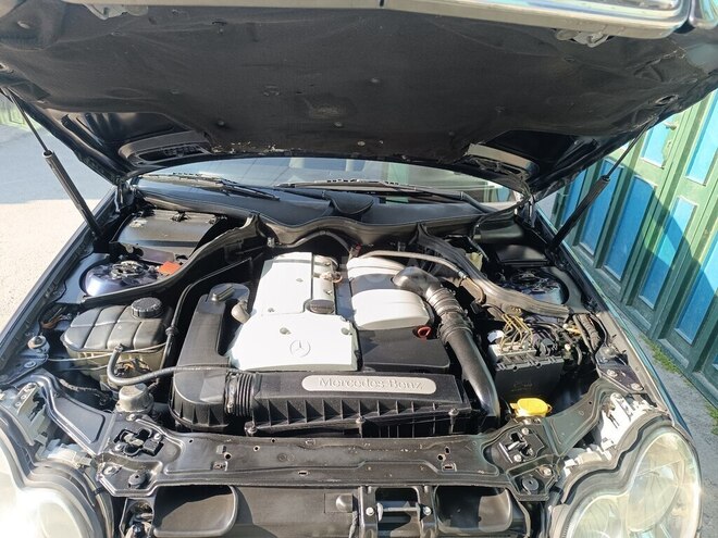 Mercedes C 200 2000, 328,000 km - 2.0 l - Bakı