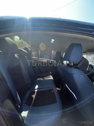 Volkswagen Jetta 2017, 111,240 km - 1.4 l - Bakı