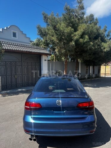 Volkswagen Jetta 2017, 111,240 km - 1.4 l - Bakı