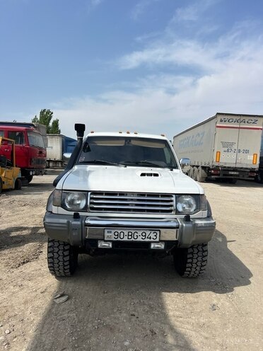Mitsubishi Pajero 1993, 450,000 km - 2.8 l - Bakı
