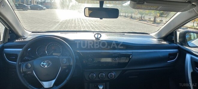 Toyota Corolla 2013, 220,015 km - 1.6 l - Bakı