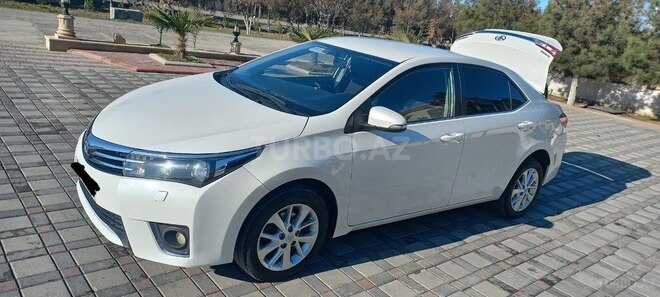 Toyota Corolla 2013, 220,015 km - 1.6 l - Bakı