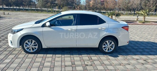 Toyota Corolla 2013, 220,015 km - 1.6 l - Bakı