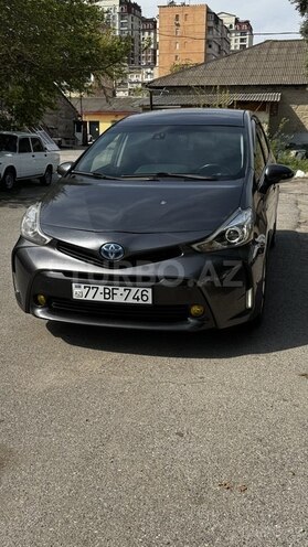 Toyota Prius V 2015, 200,671 km - 1.8 l - Bakı