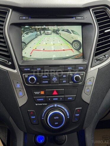 Hyundai Santa Fe-18