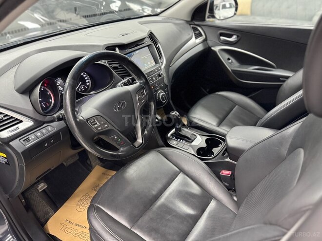 Hyundai Santa Fe-21
