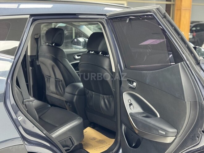 Hyundai Santa Fe-26