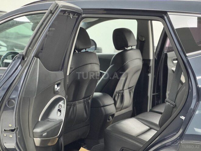 Hyundai Santa Fe-23