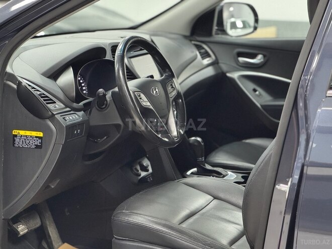 Hyundai Santa Fe-12