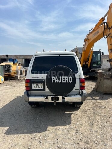 Mitsubishi Pajero 1993, 450,000 km - 2.8 l - Bakı