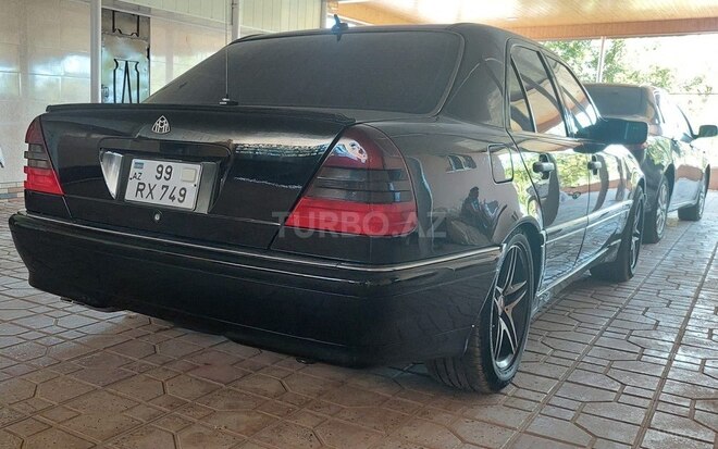 Mercedes C 230 1997, 150,000 km - 2.3 l - Beyləqan