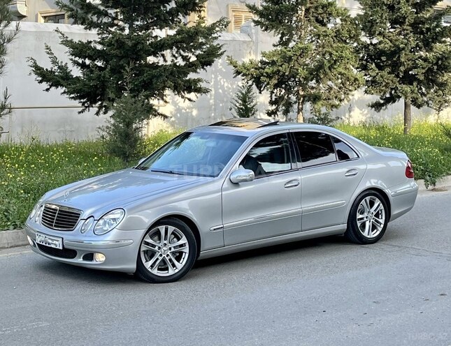 Mercedes E 270 2002, 302,000 km - 2.7 л - Bakı