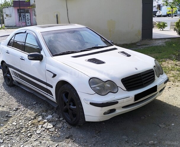 Mercedes C 320 2000, 529,364 km - 3.2 l - Sumqayıt