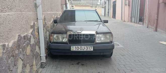 Mercedes E 230 1995, 200,000 km - 2.3 l - Bakı