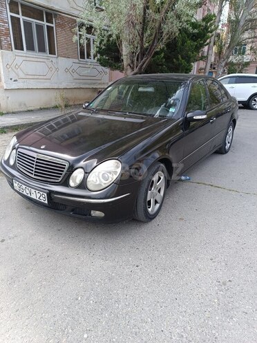 Mercedes E 270 2004, 372,000 km - 2.7 l - Sumqayıt