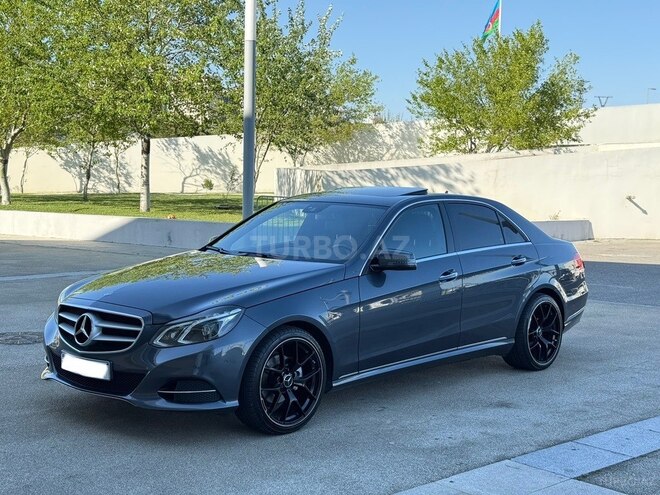 Mercedes E 220 d 2015, 178,900 km - 2.2 л - Bakı