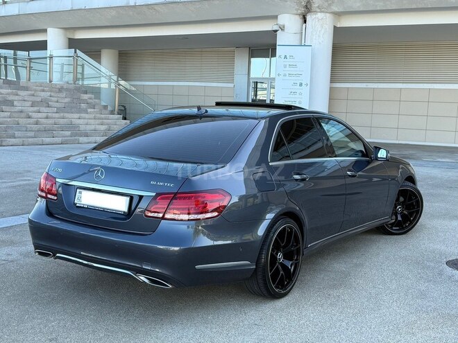Mercedes E 220 d 2015, 178,900 km - 2.2 л - Bakı