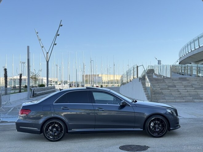 Mercedes E 220 d 2015, 178,900 km - 2.2 л - Bakı