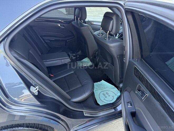 Mercedes E 220 d 2015, 178,900 km - 2.2 л - Bakı