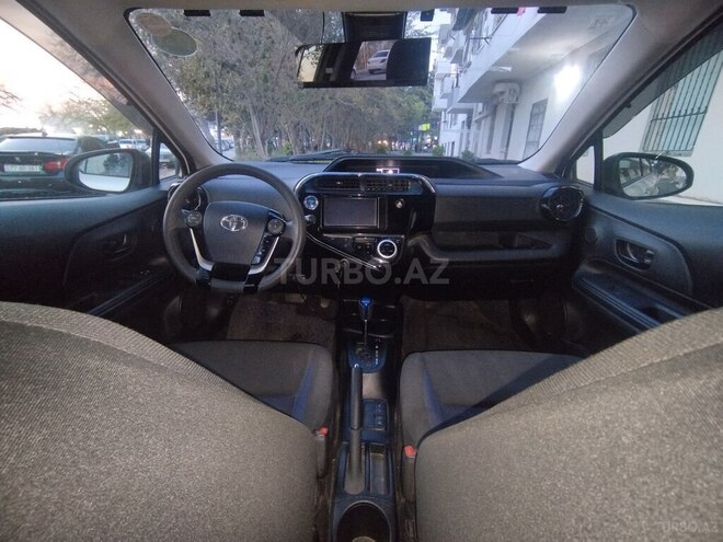 Toyota Aqua 2018, 156,960 km - 1.5 l - Bakı