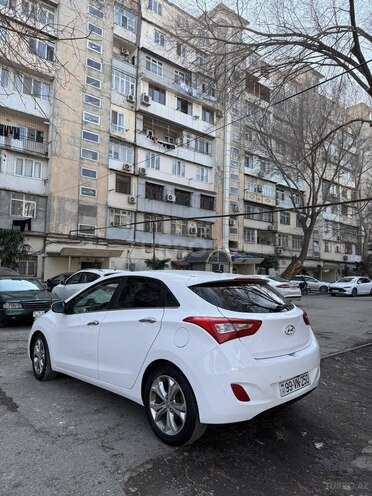 Hyundai i30 2013, 347,000 km - 1.6 л - Bakı