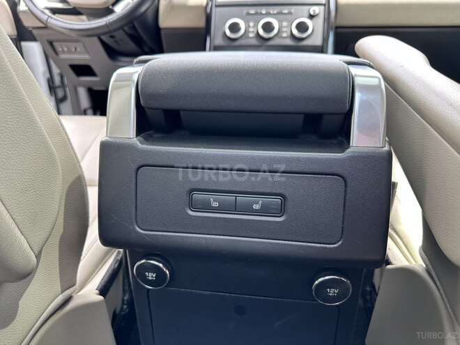 Land Rover Discovery 2018, 87,000 km - 3.0 l - Bakı