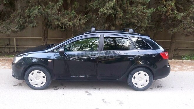 SEAT Ibiza-2
