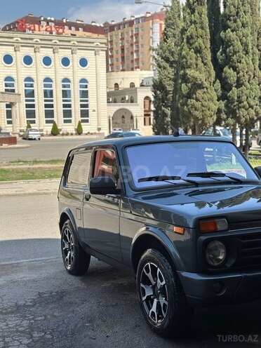 LADA (VAZ) Niva-2