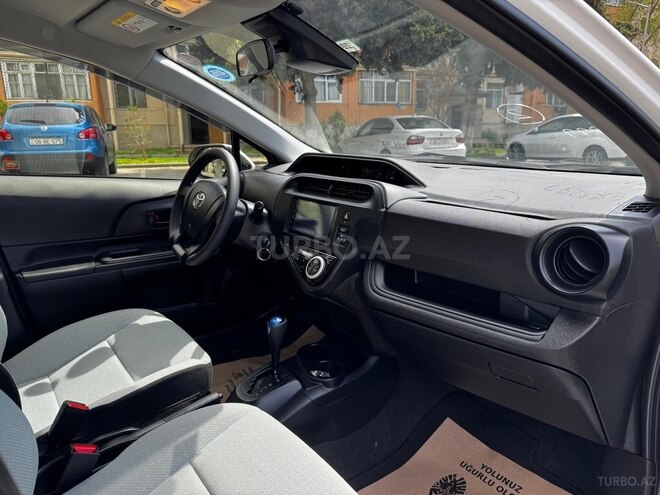 Toyota Aqua 2019, 45,300 km - 1.5 л - Bakı
