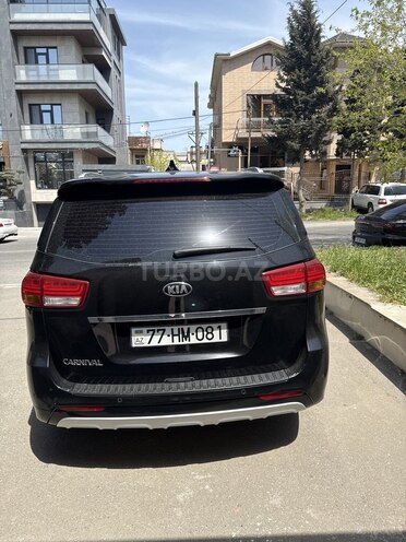 Kia Carnival 2015, 182,500 km - 2.2 l - Bakı