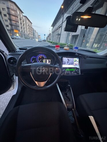 Toyota Corolla Fielder 2016, 126,000 km - 1.5 л - Bakı