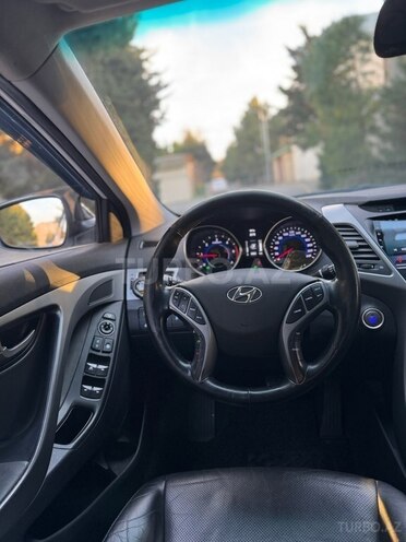 Hyundai Avante 2014, 200,000 km - 1.6 л - Bakı