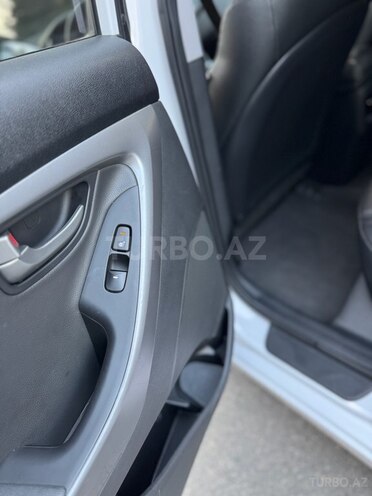 Hyundai Avante 2014, 200,000 km - 1.6 л - Bakı