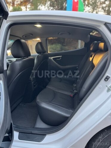 Hyundai Avante 2014, 200,000 km - 1.6 л - Bakı