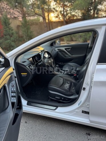 Hyundai Avante 2014, 200,000 km - 1.6 л - Bakı