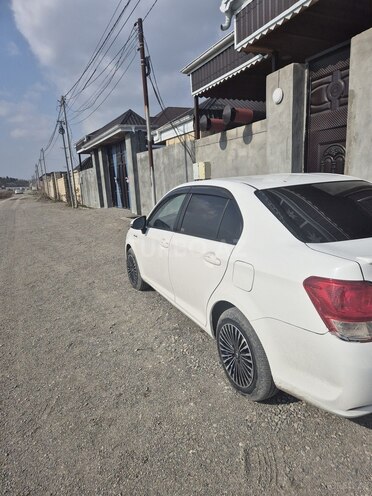 Toyota Corolla Axio 2013, 180,000 km - 1.5 l - Bərdə