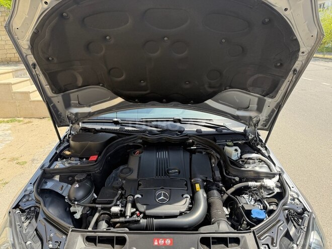 Mercedes C 250 2014, 121,000 km - 1.8 л - Bakı