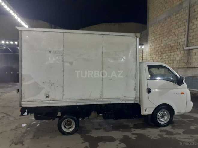 Hyundai H 100 2011, 293,000 km - 2.6 l - Bakı