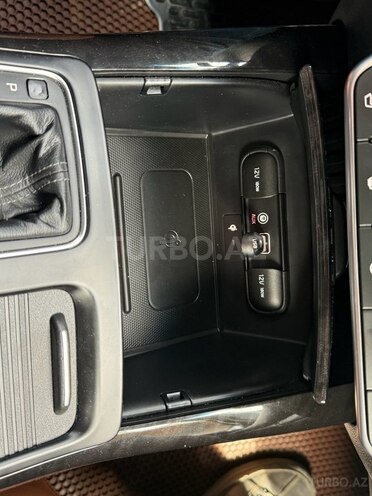 Kia Sorento-8