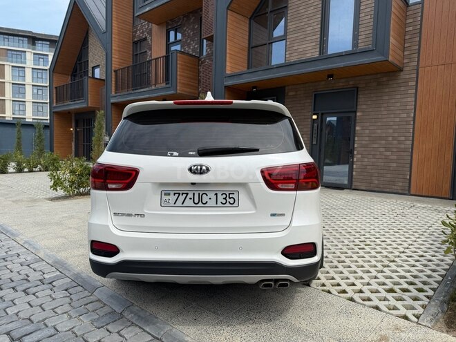 Kia Sorento-5