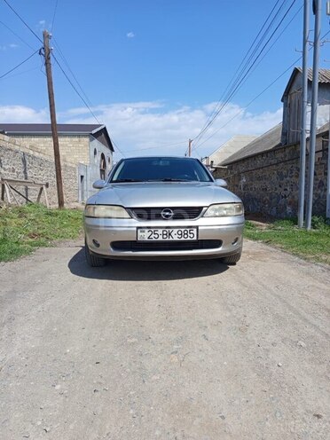 Opel Vectra 1999, 471,000 km - 1.6 l - Gəncə
